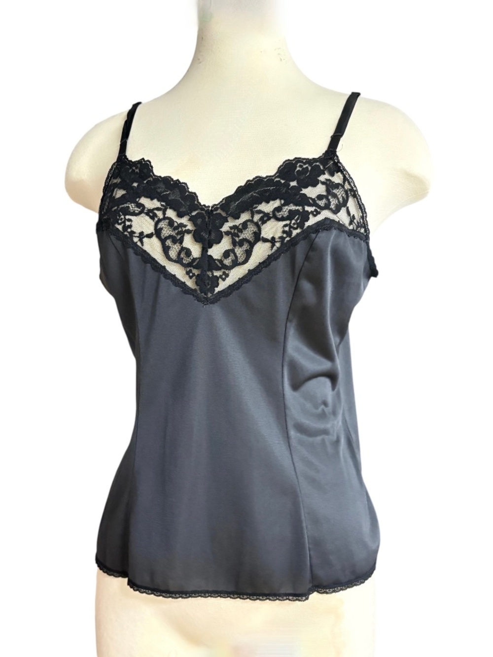 top Vassarette vintage cami XS/S  black lace adjustable straps cottagecore boho